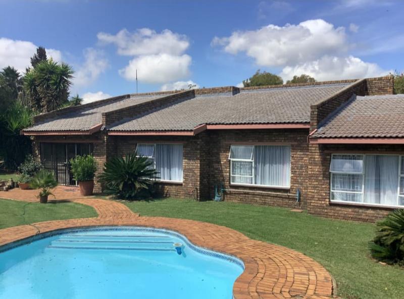 4 Bedroom Property for Sale in Brackenhurst Gauteng