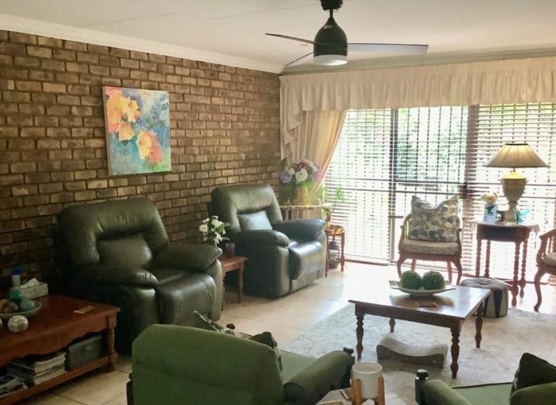 4 Bedroom Property for Sale in Brackenhurst Gauteng