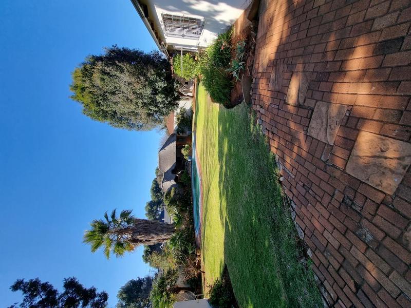 To Let 4 Bedroom Property for Rent in Dalview Gauteng