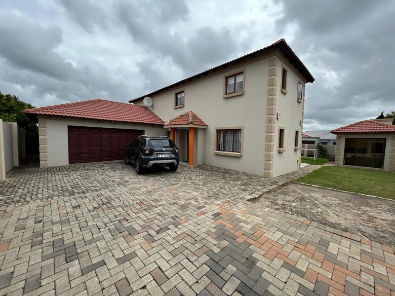 5 Bedroom Property for Sale in Arundo Estate Gauteng