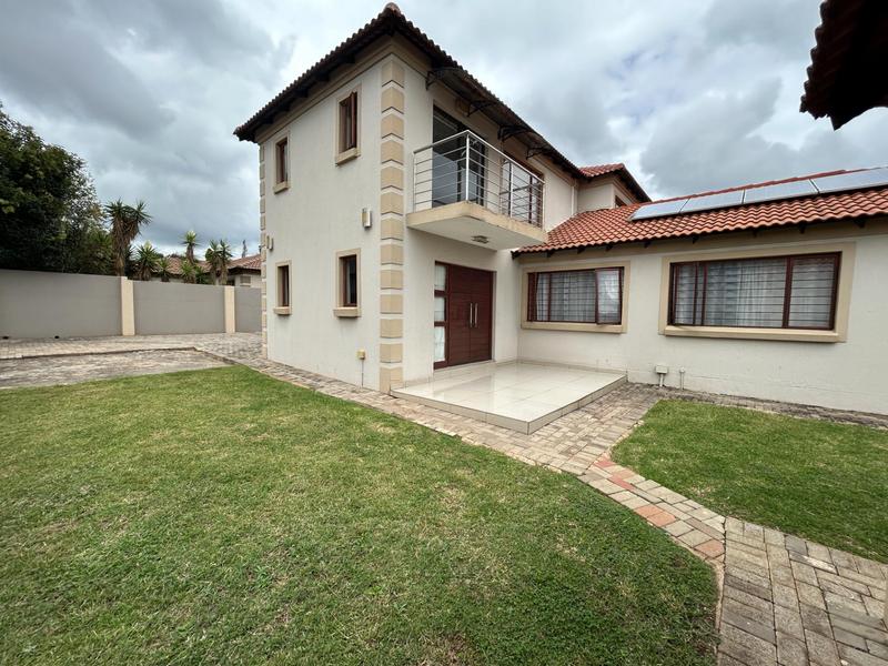 5 Bedroom Property for Sale in Arundo Estate Gauteng