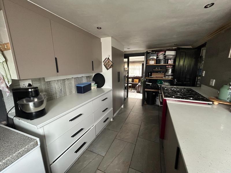 3 Bedroom Property for Sale in Blue Hills Gauteng