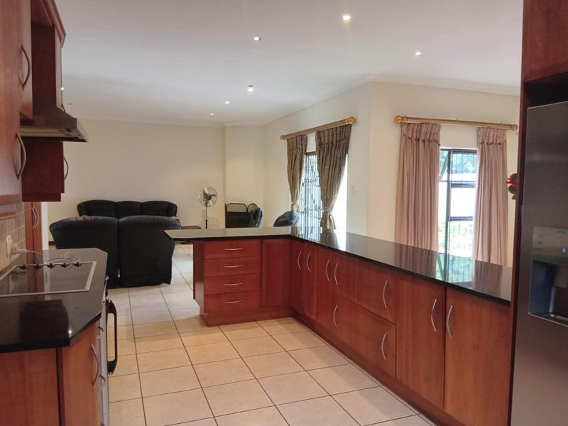 4 Bedroom Property for Sale in Wierda Park Gauteng