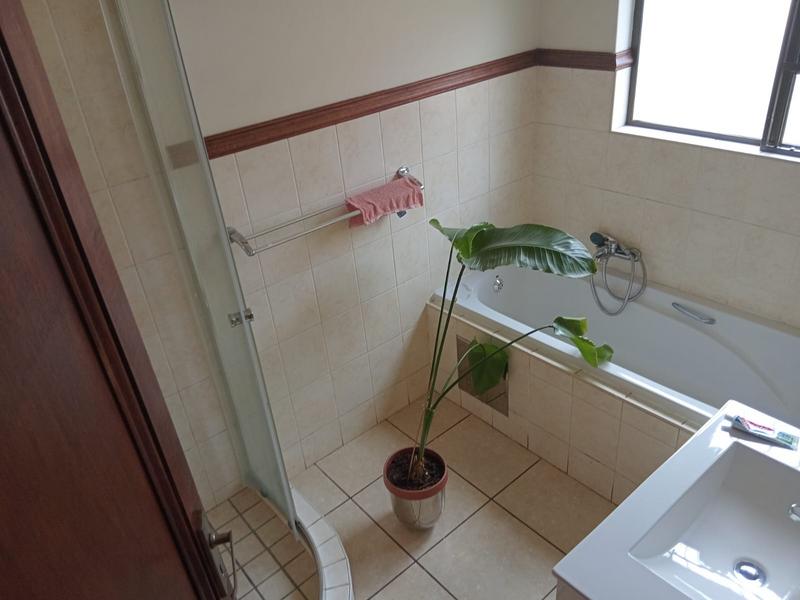 4 Bedroom Property for Sale in Wierda Park Gauteng