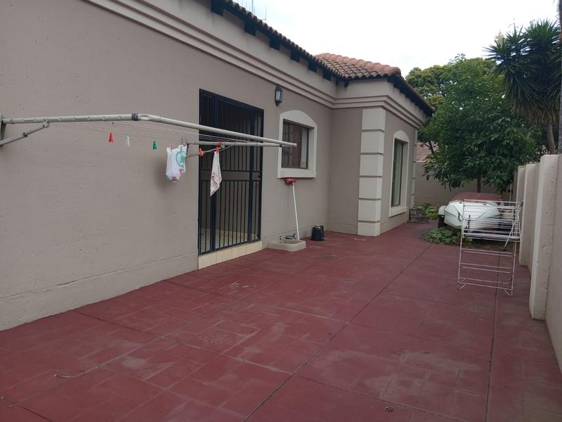 4 Bedroom Property for Sale in Wierda Park Gauteng