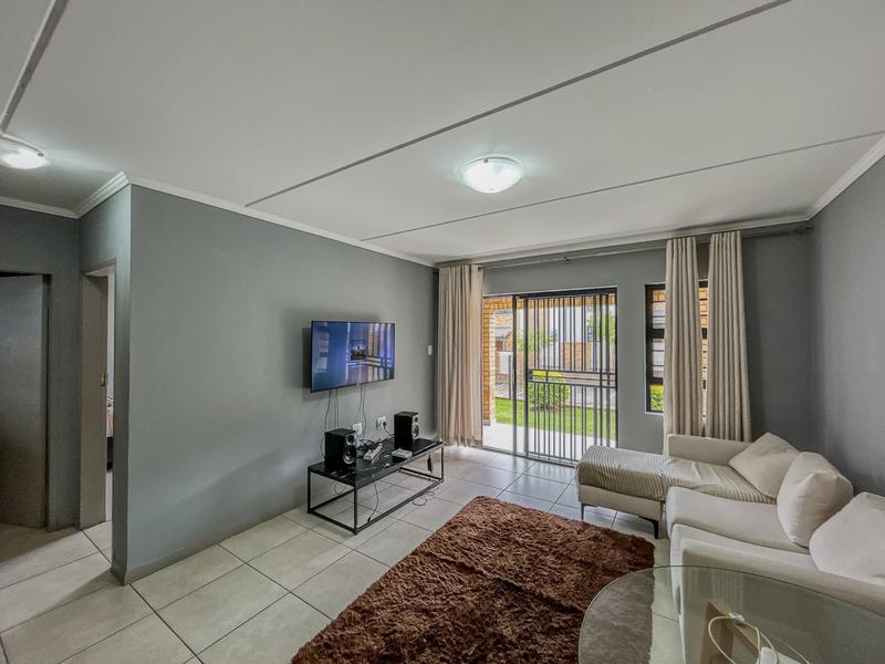 To Let 2 Bedroom Property for Rent in Amberfield Gauteng