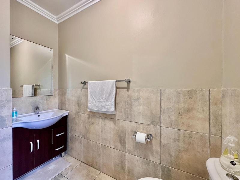 2 Bedroom Property for Sale in Rivonia Gauteng