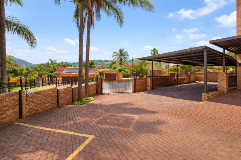 Commercial Property for Sale in Helderkruin Gauteng