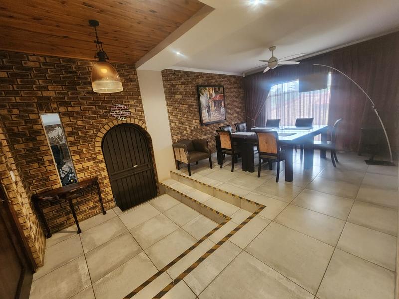 Commercial Property for Sale in Helderkruin Gauteng