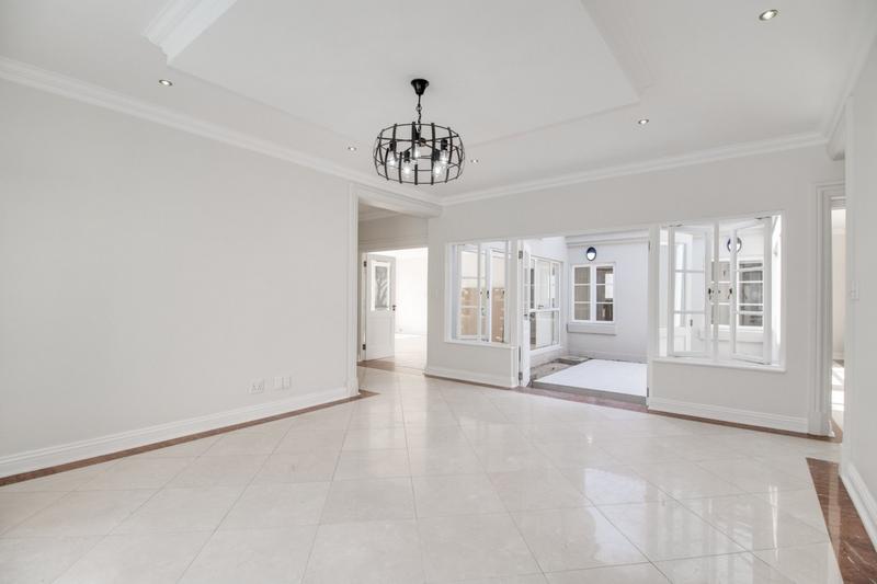 To Let 5 Bedroom Property for Rent in Dainfern Golf Estate Gauteng