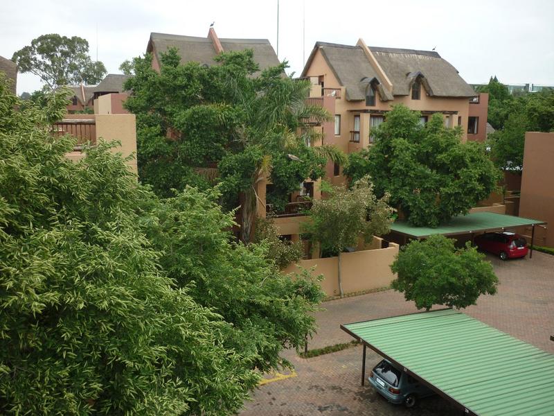To Let 2 Bedroom Property for Rent in Magaliessig Gauteng