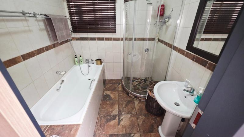 3 Bedroom Property for Sale in Pretoria Gardens Gauteng