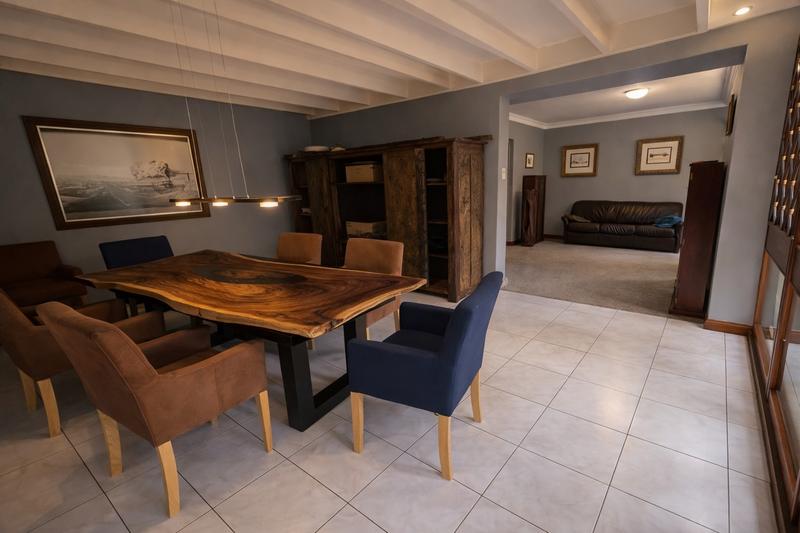 To Let 3 Bedroom Property for Rent in Waterkloof Ridge Gauteng