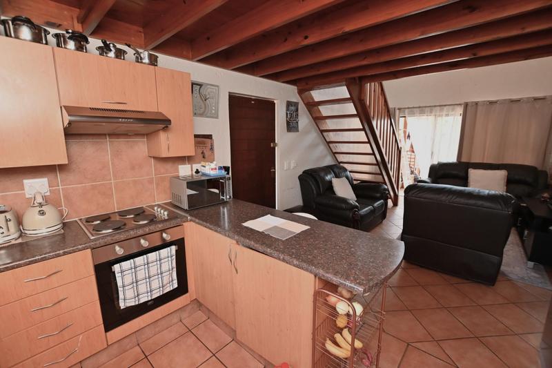 2 Bedroom Property for Sale in Lonehill Gauteng