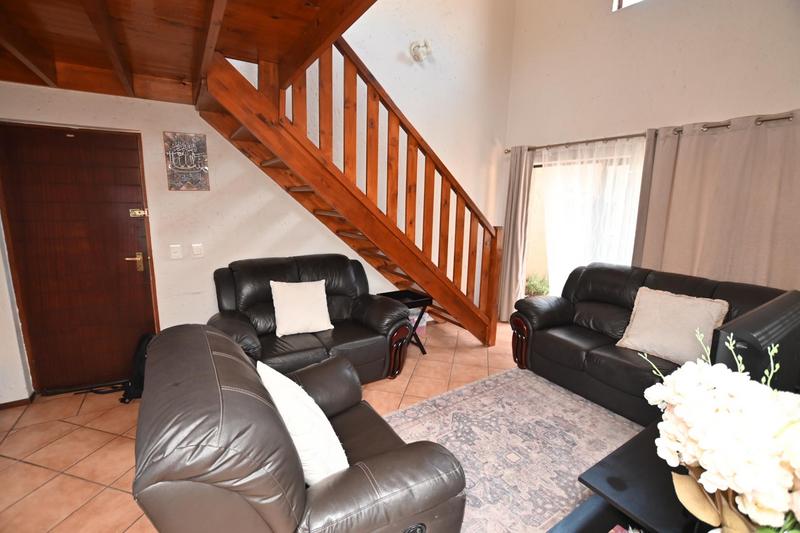 2 Bedroom Property for Sale in Lonehill Gauteng