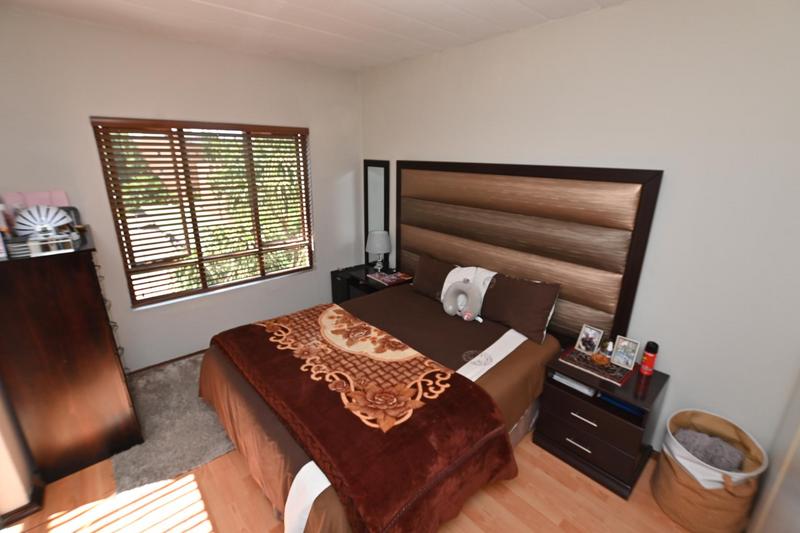 2 Bedroom Property for Sale in Lonehill Gauteng