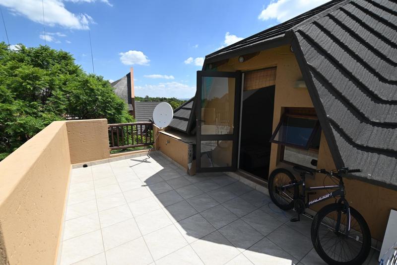 2 Bedroom Property for Sale in Lonehill Gauteng