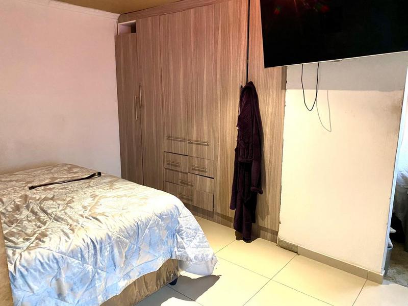 5 Bedroom Property for Sale in Naturena Gauteng