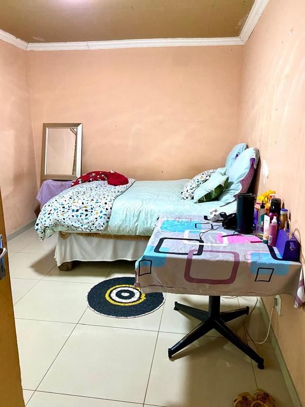 5 Bedroom Property for Sale in Naturena Gauteng