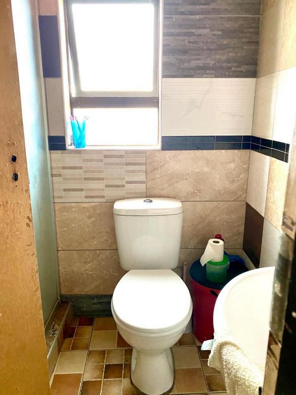 5 Bedroom Property for Sale in Naturena Gauteng