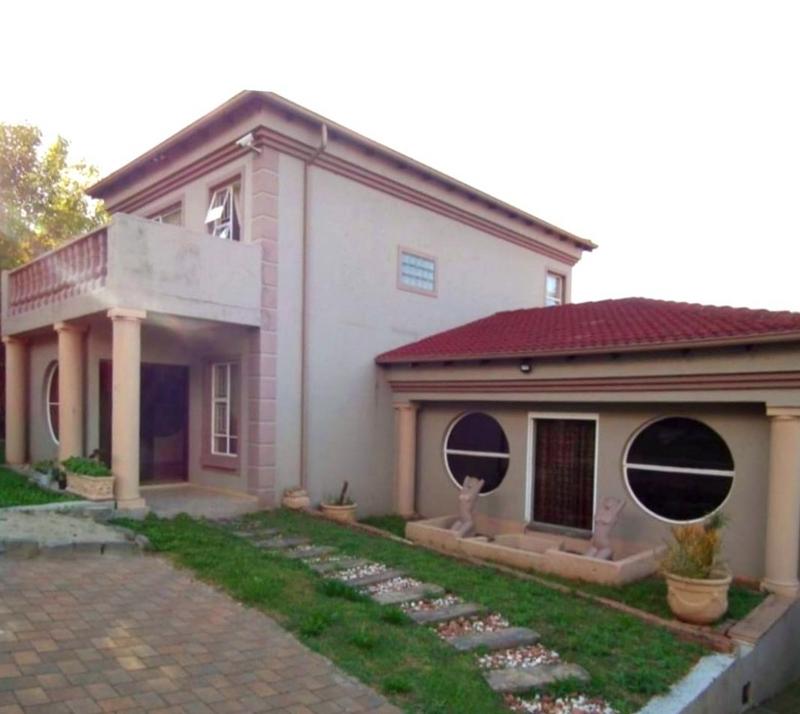 3 Bedroom Property for Sale in Rangeview Gauteng