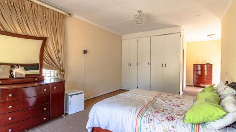 3 Bedroom Property for Sale in Rangeview Gauteng