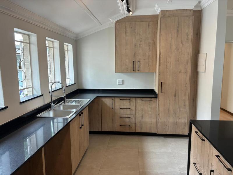 To Let 3 Bedroom Property for Rent in Waterkloof A H Gauteng