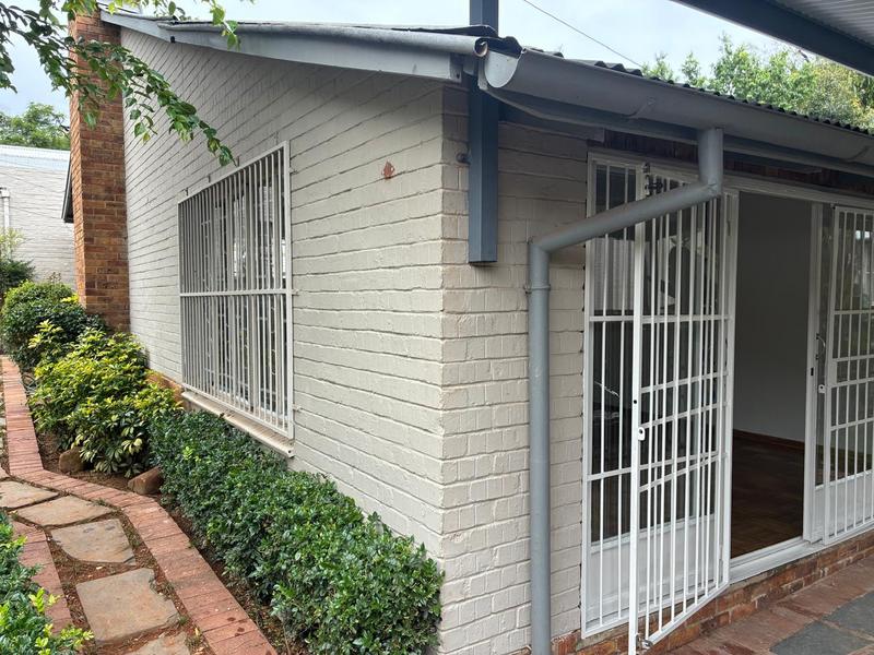 To Let 3 Bedroom Property for Rent in Waterkloof A H Gauteng