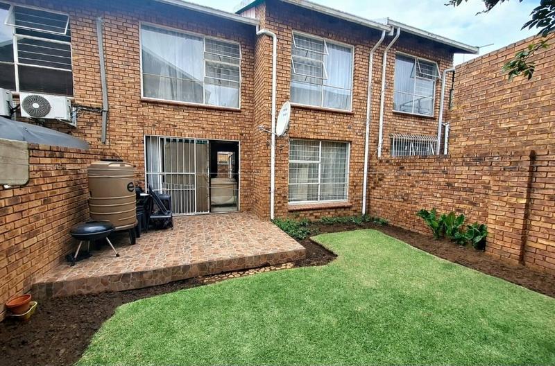 2 Bedroom Property for Sale in Benoni Central Gauteng