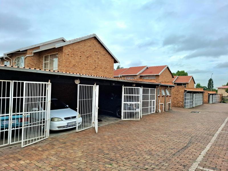 2 Bedroom Property for Sale in Benoni Central Gauteng