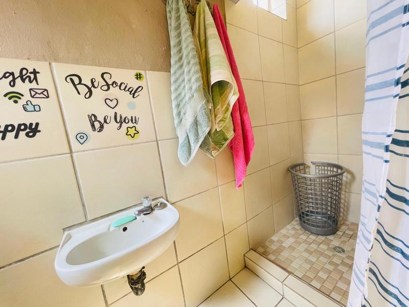 4 Bedroom Property for Sale in Selcourt Gauteng