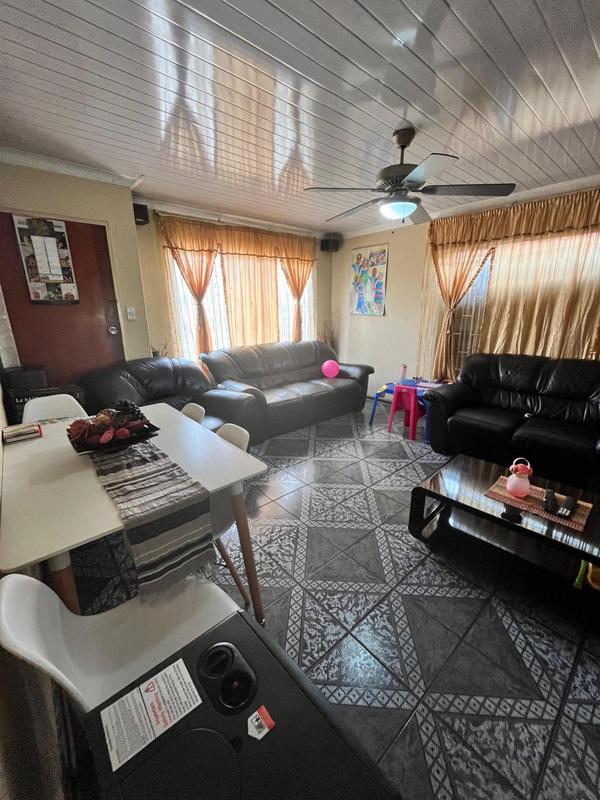 3 Bedroom Property for Sale in Daveyton Gauteng