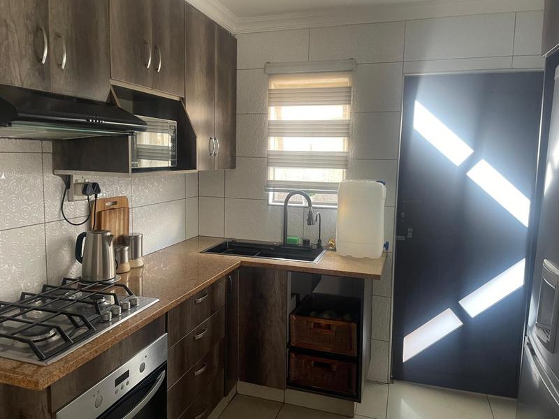 2 Bedroom Property for Sale in Windmill Park Gauteng