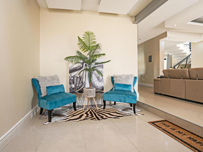 5 Bedroom Property for Sale in Amandasig Gauteng