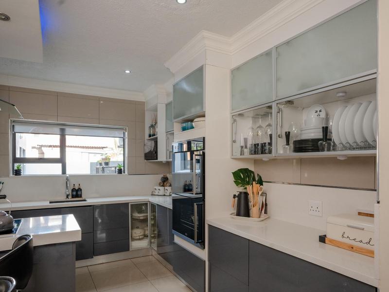 5 Bedroom Property for Sale in Amandasig Gauteng