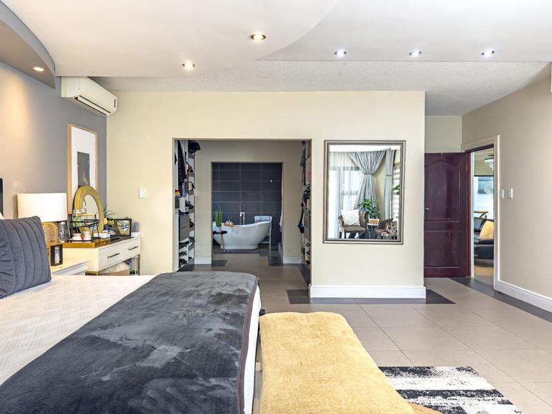 5 Bedroom Property for Sale in Amandasig Gauteng