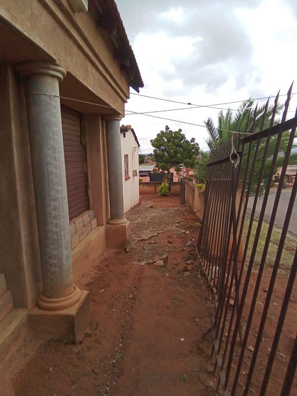 4 Bedroom Property for Sale in Mamelodi Gauteng
