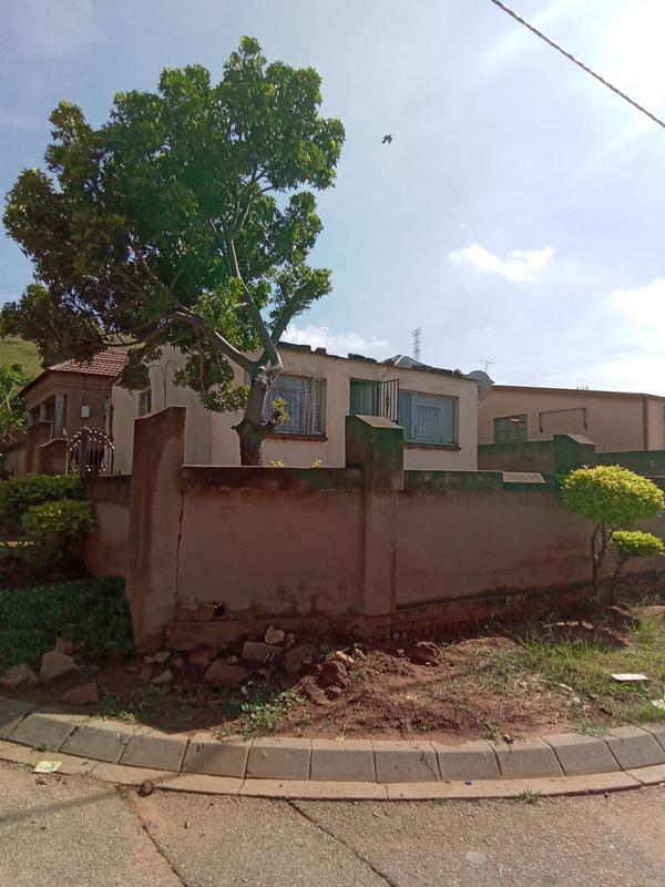 4 Bedroom Property for Sale in Mamelodi Gauteng