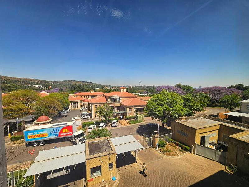 To Let commercial Property for Rent in Nieuw Muckleneuk Gauteng