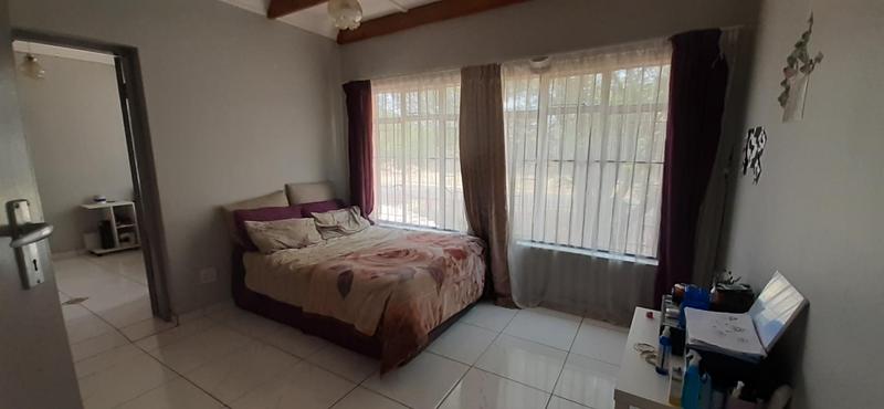 To Let 3 Bedroom Property for Rent in Erasmia Gauteng