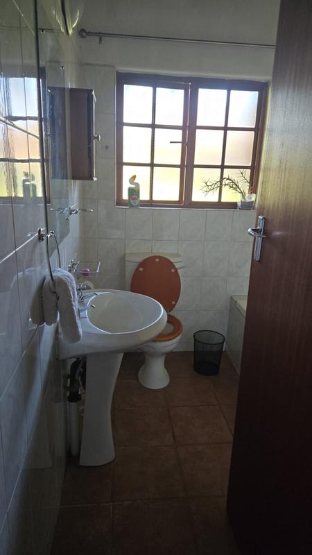 To Let 4 Bedroom Property for Rent in Raslouw Gauteng
