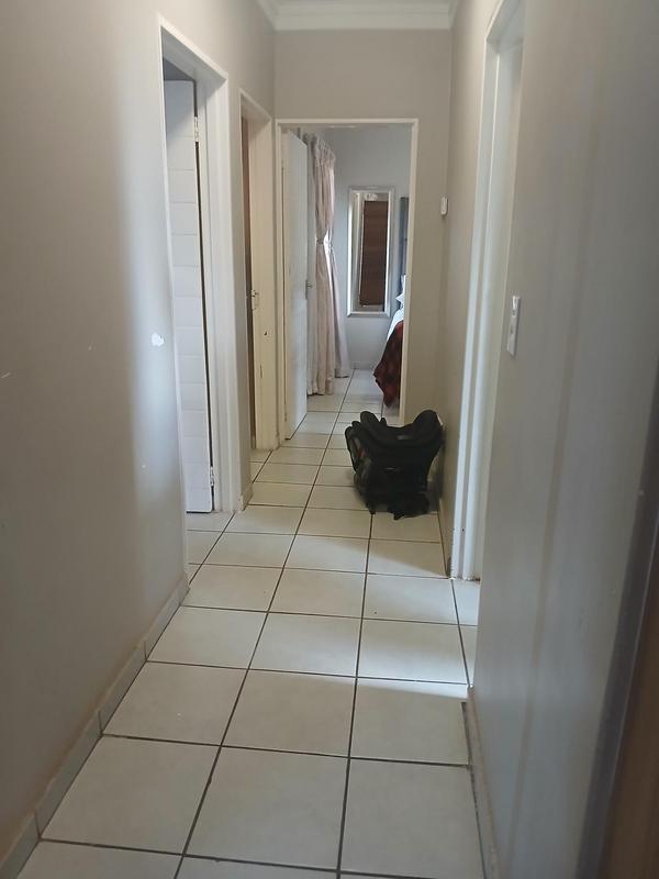 3 Bedroom Property for Sale in South Hills Gauteng