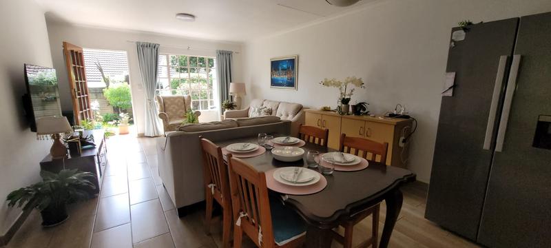 2 Bedroom Property for Sale in Albertsdal Gauteng