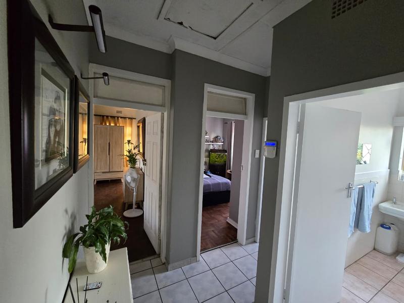 3 Bedroom Property for Sale in Linmeyer Gauteng