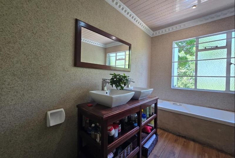 4 Bedroom Property for Sale in Walkerville Gauteng