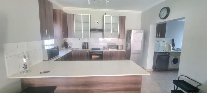 3 Bedroom Property for Sale in Heuwelsig Estate Gauteng