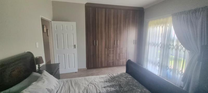 3 Bedroom Property for Sale in Heuwelsig Estate Gauteng