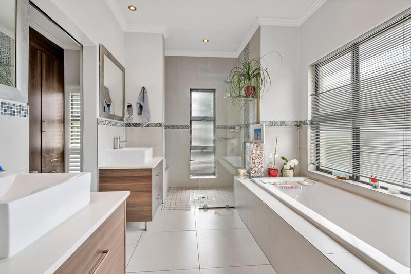 3 Bedroom Property for Sale in Craighall Park Gauteng