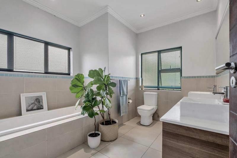 3 Bedroom Property for Sale in Craighall Park Gauteng