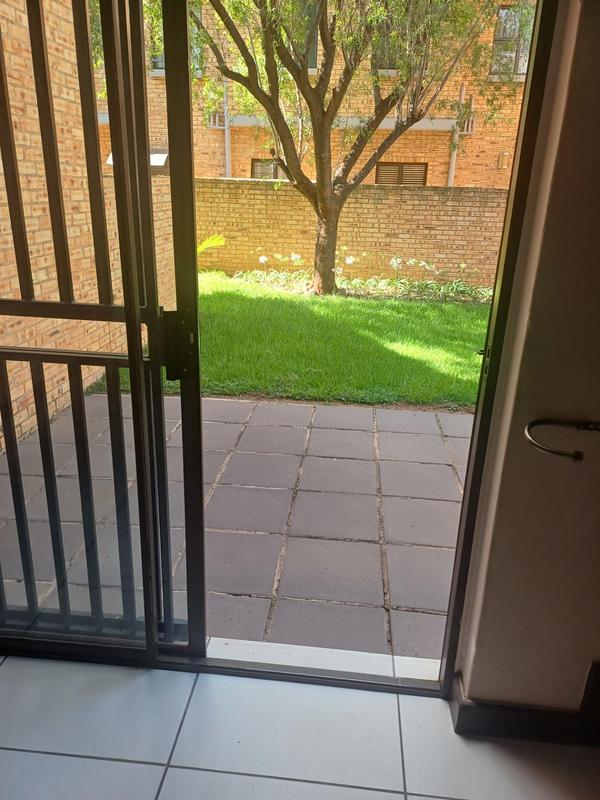 To Let 2 Bedroom Property for Rent in Rooihuiskraal North Gauteng